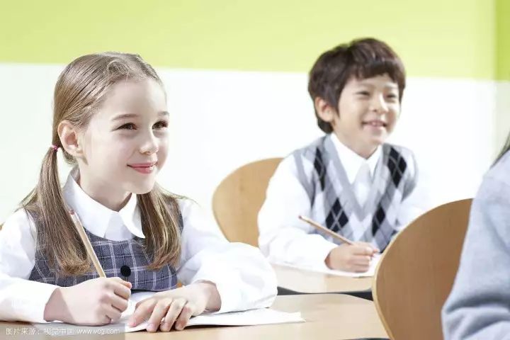 怎么能减缓近视增长,家长如何应对青少年近视