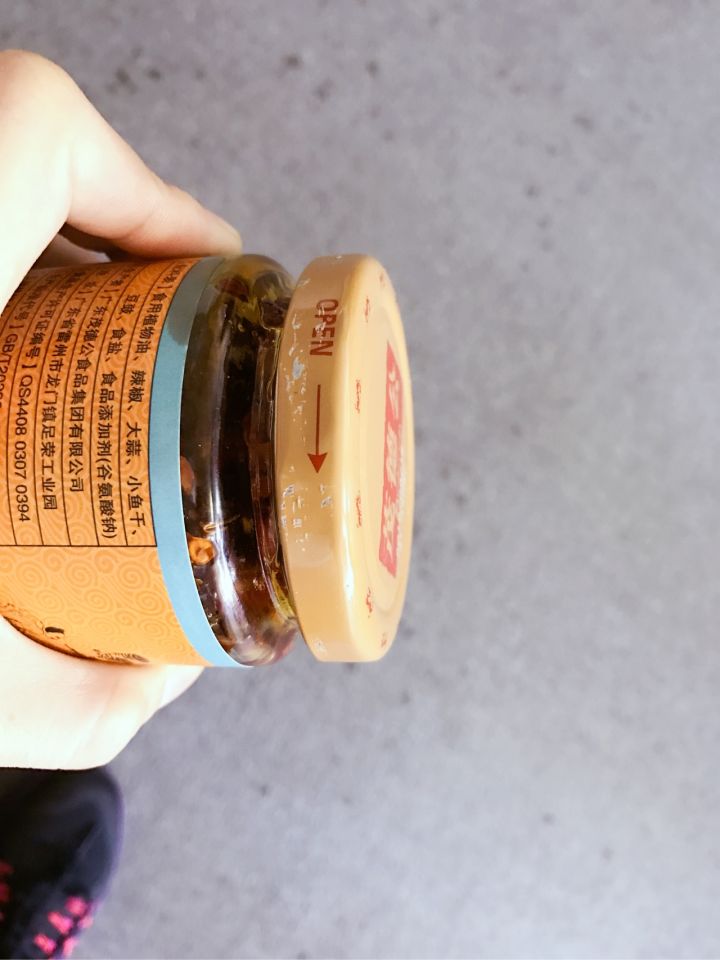 玻璃水果罐头打不开怎么办,玻璃罐头打不开技巧