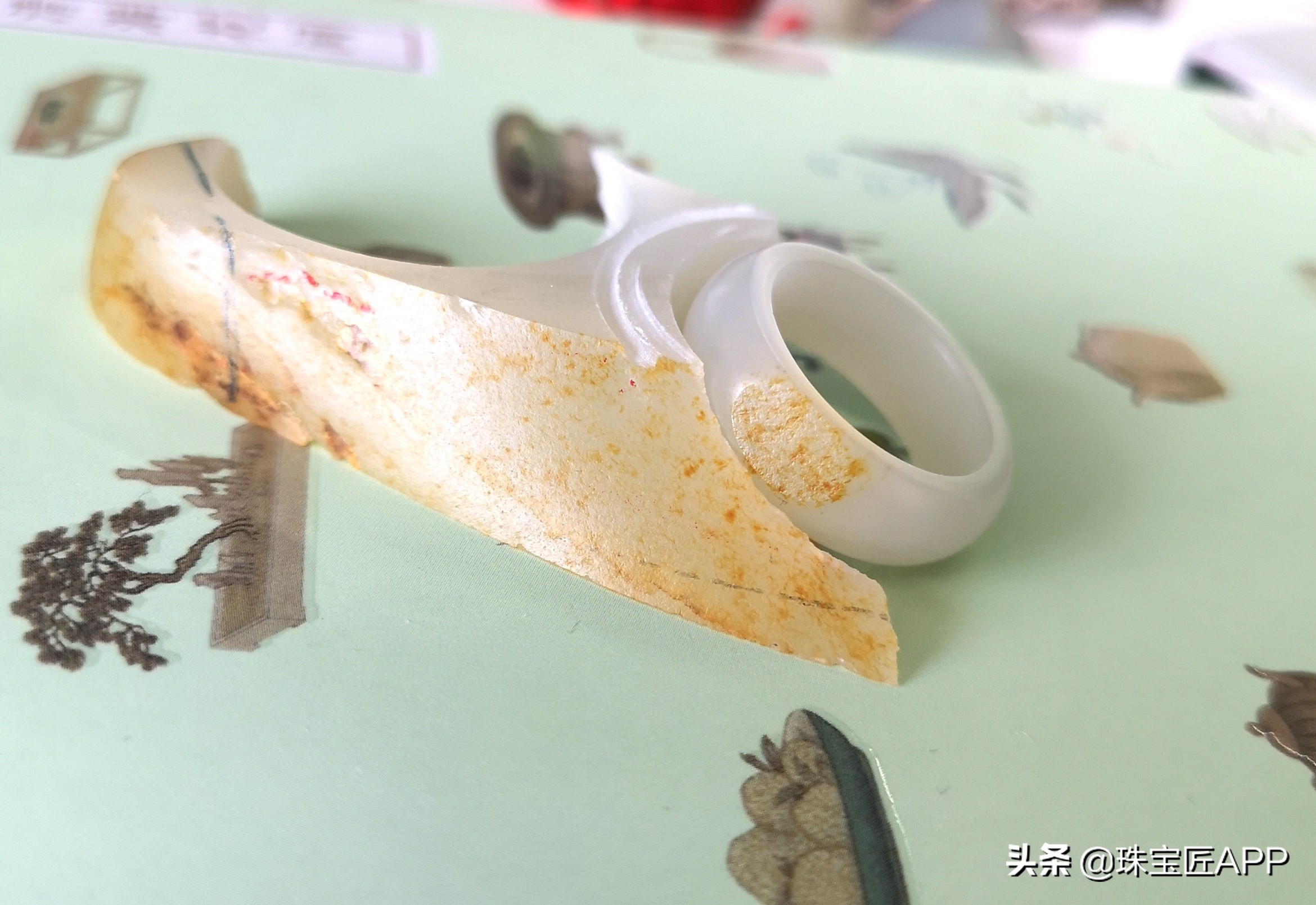 和田玉籽料如何看皮色真假,怎样辨别和田玉籽料真假或皮色