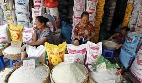 搬起石头砸自己的脚?越南暂停向中国出口大米,自己却损失惨重