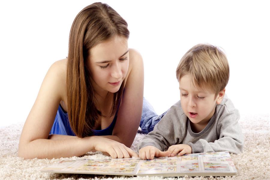 如何养育两个优秀的男孩,如何培养男孩子情商与沟通能力