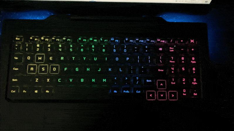 荣耀猎人v700风谷式散热,荣耀猎人游戏本v700i5款测评