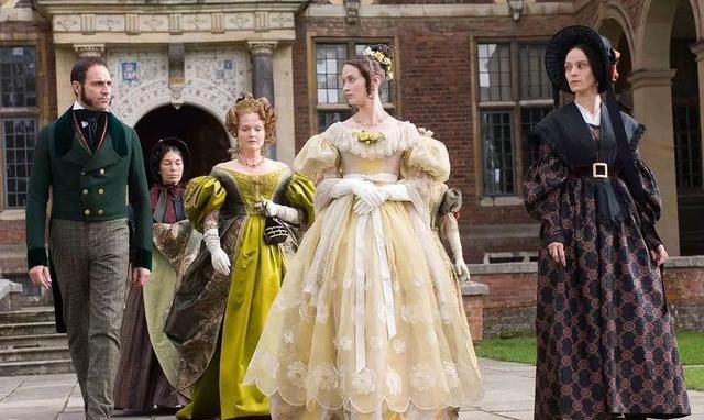 英国15-20世纪大变化女性服装,中世纪绝美服装