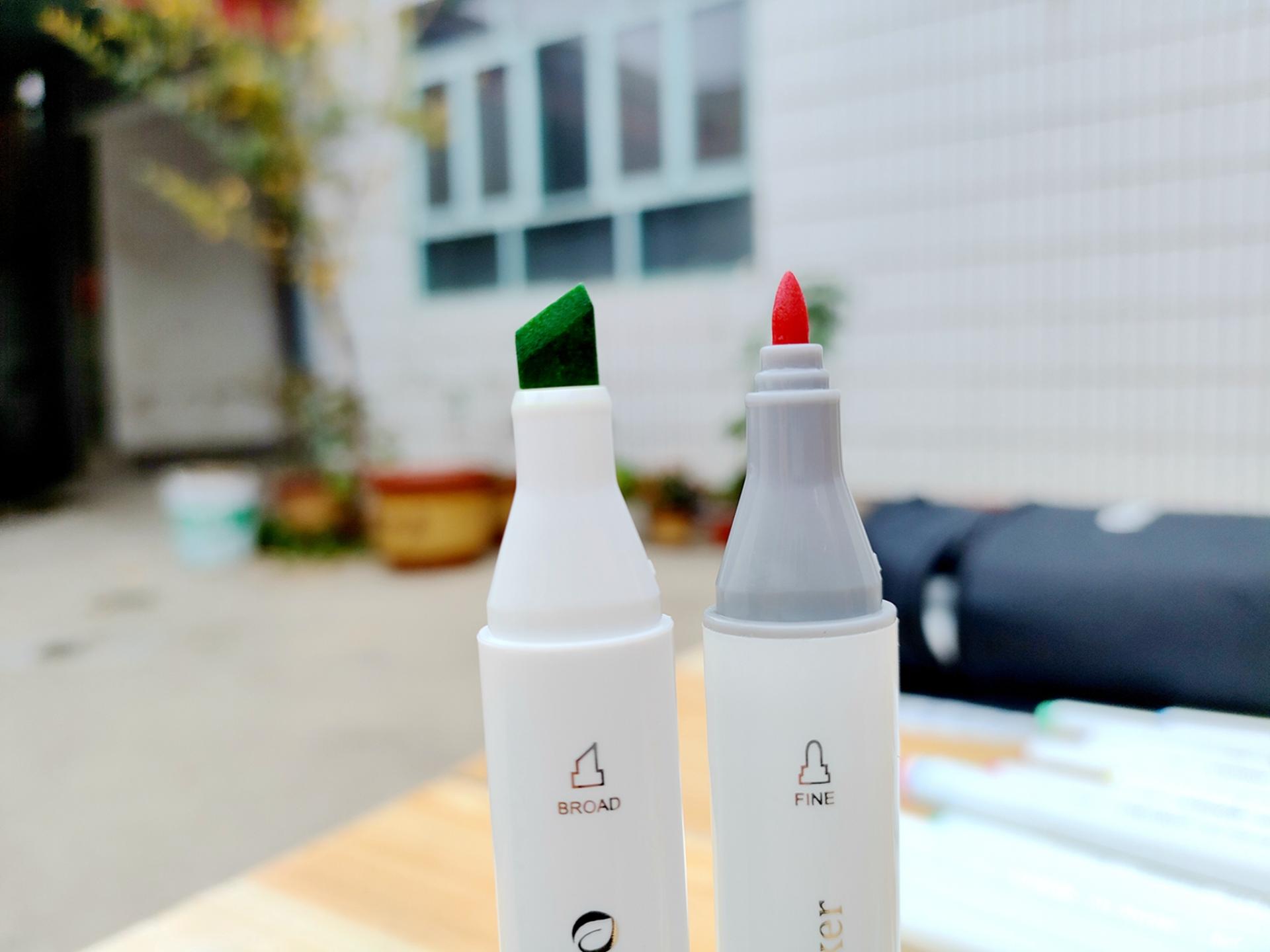 100多种颜色的软头马克笔,颜色全好用的软头马克笔