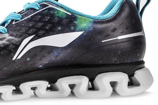 美津浓跑鞋和阿迪达斯,美津浓足球鞋和李宁足球鞋怎么选