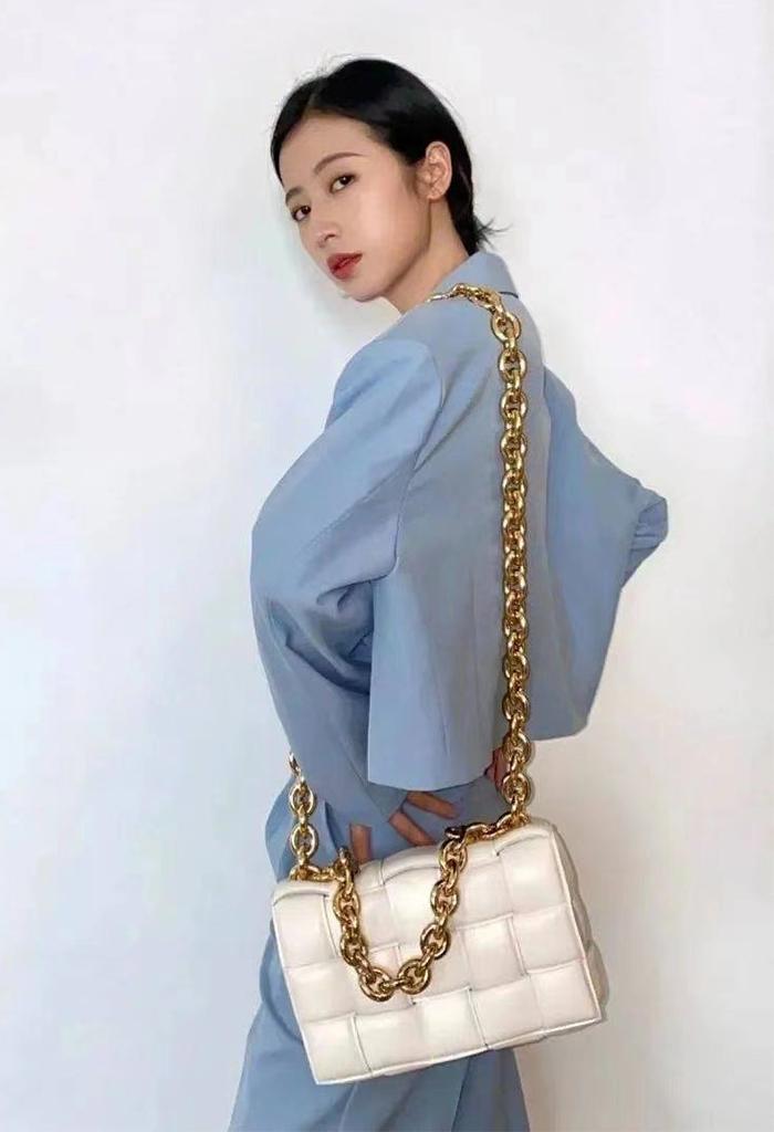 双肩包韩版潮流百搭时尚大气,双肩包韩版潮流最新款