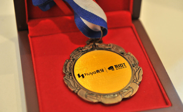 s8s9的ig打lck,s9全球总决赛g2淘汰两支lck队伍