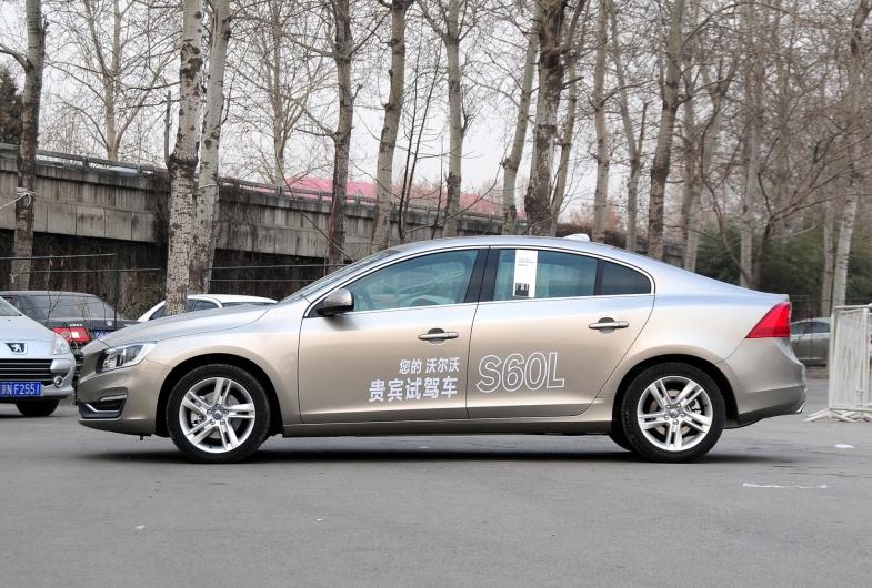 沃尔沃s60不加长销量,哪年的沃尔沃s60值得入手