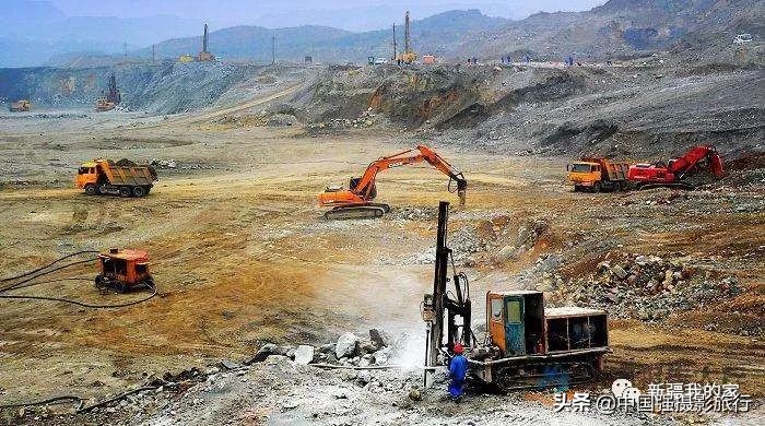 又一封辞职信火了，*疆新**人已传疯