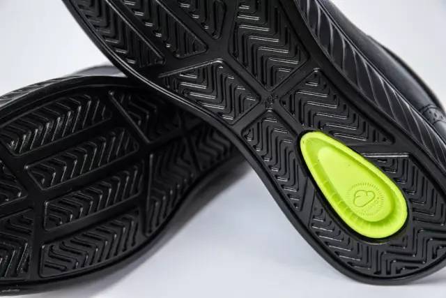 皮鞋男士真皮梦特娇,既休闲又舒服的皮鞋