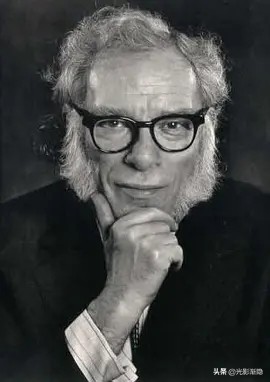 影视剧不断传递的“AI统治世界”，是在危言耸听？还是在唤醒人性