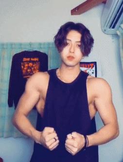 外国小哥锻炼身材变化,国外健身小哥哥身材