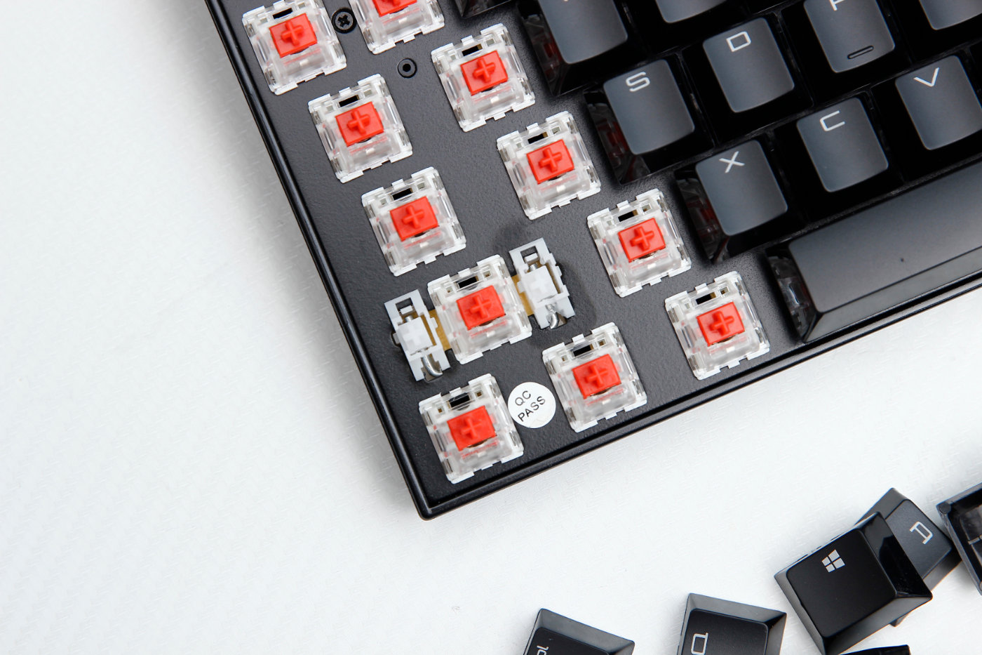 onikuma鐭酱鏈烘閿洏璇勬祴,irok鏈烘閿洏