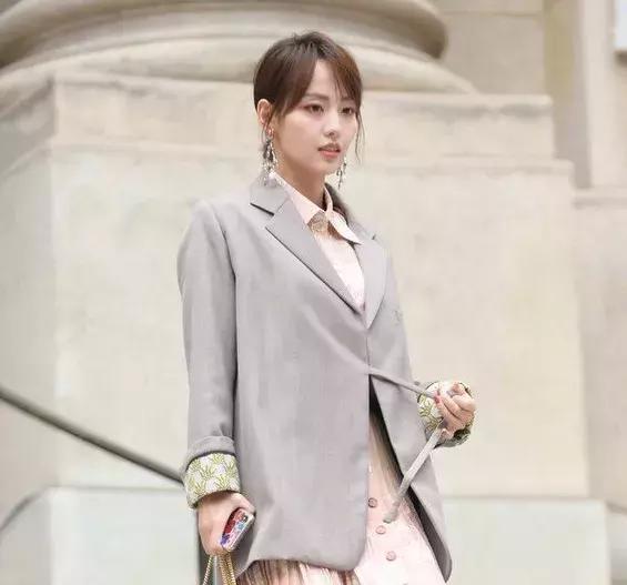 吹爆Angelababy、孟美岐的时装周生图,奶油肌用这些气垫打造