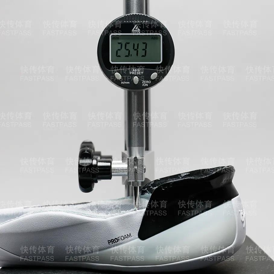 puma篮球鞋clydehardwood挤脚吗,pumaclydehardwood篮球鞋怎么样