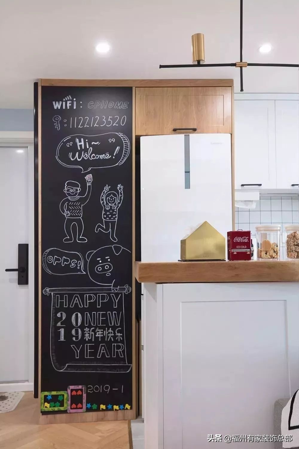 熊孩子在墙上乱画怎样教,解决熊孩子乱画墙的方法