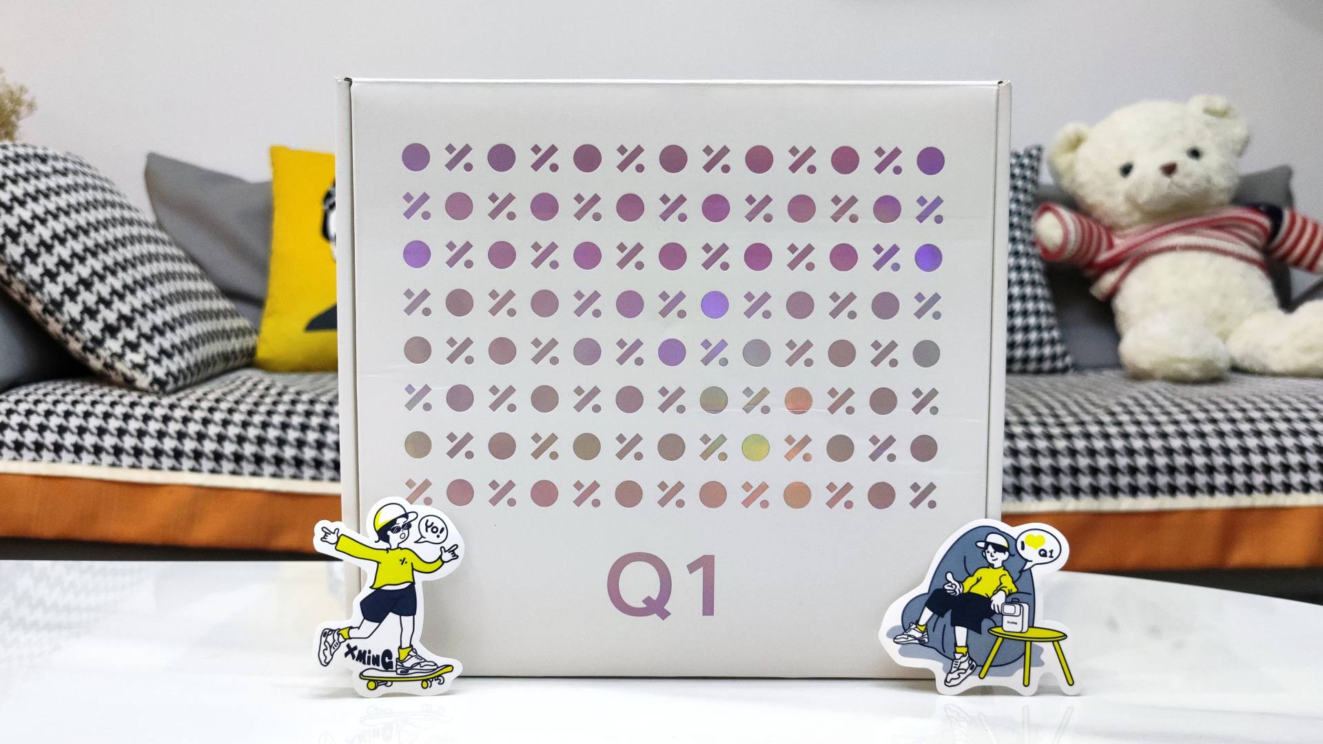 小明q1特别版智能投影仪,小明q1pro投影仪和极米newz6比较