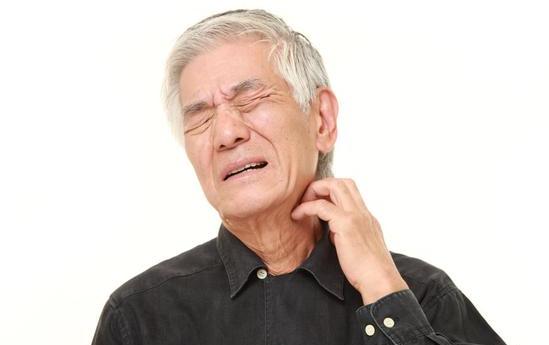 老年皮肤瘙痒是很难治吗,老年皮痒用什么药