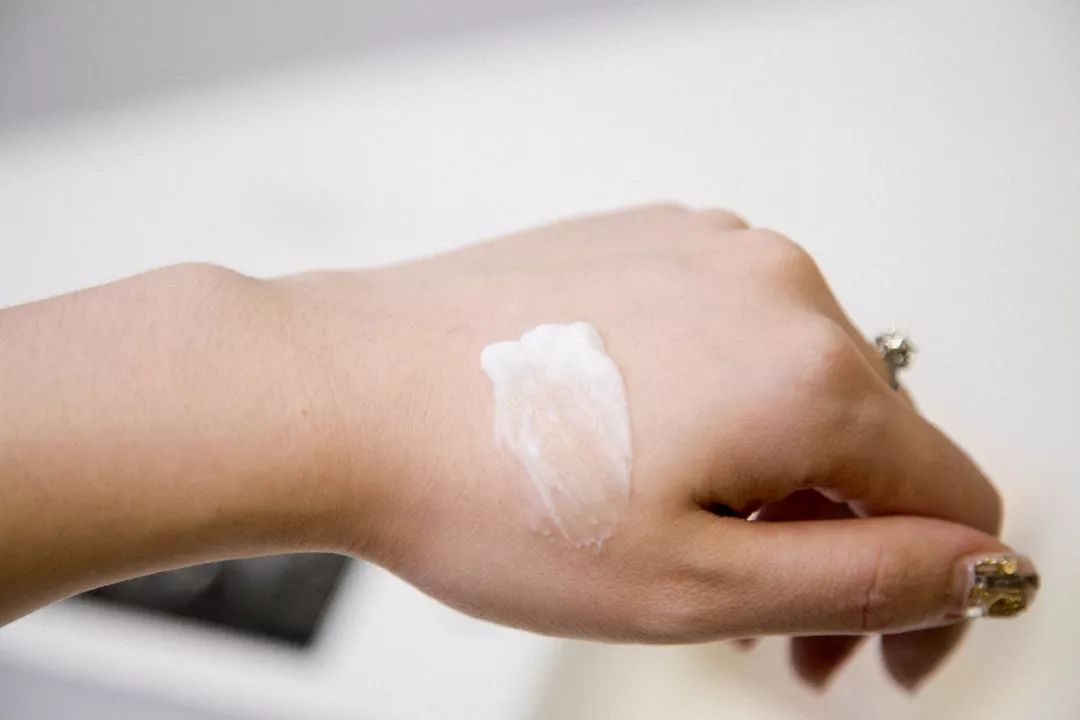 20多块的唇膏300多的,平价唇膏平替