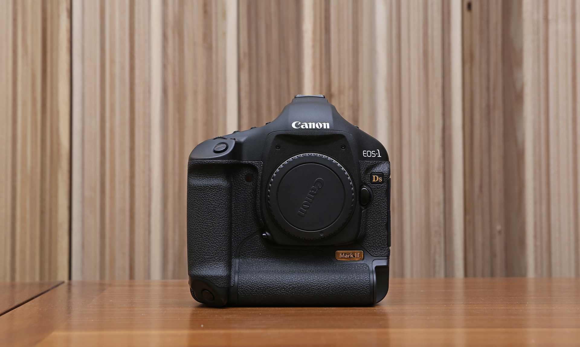 佳能1dsmark3还值得买吗,ds时代