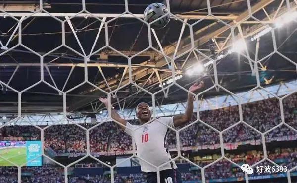 千古“英”名一“跳”毁！快乐足球遭全网唾弃