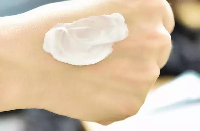 红血丝的原因你找到了吗,全面了解红血丝超全知识版