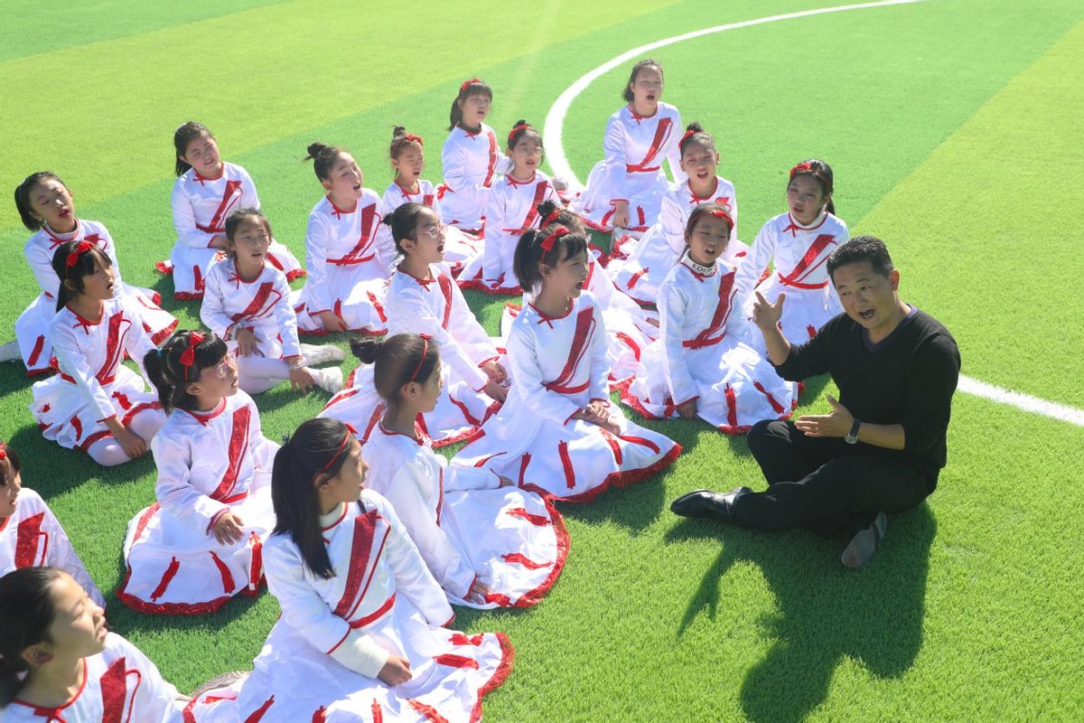 多彩校园快乐生活,丰润东马庄小学