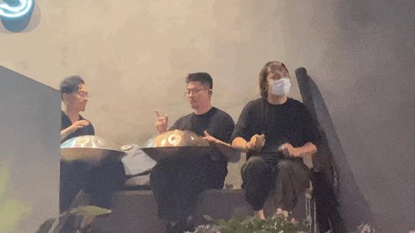 别争了,这条马路才是魔都内卷之王