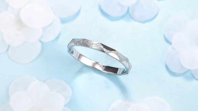 铂金首饰价格相差太多是什么原因,铂金首饰现在值得购买吗