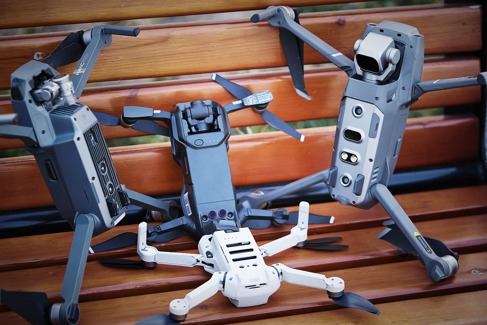 大疆，发起狠来连自己都打——两千元的无人机来袭