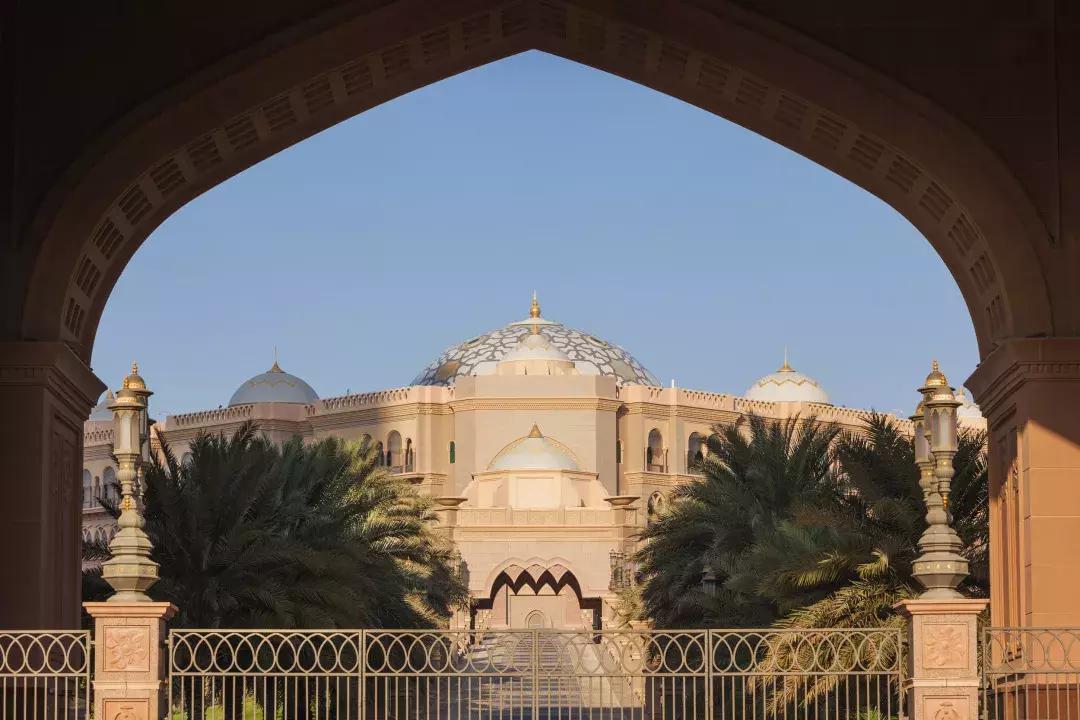 迪拜有钱女人的生活,迪拜土豪为什么有钱