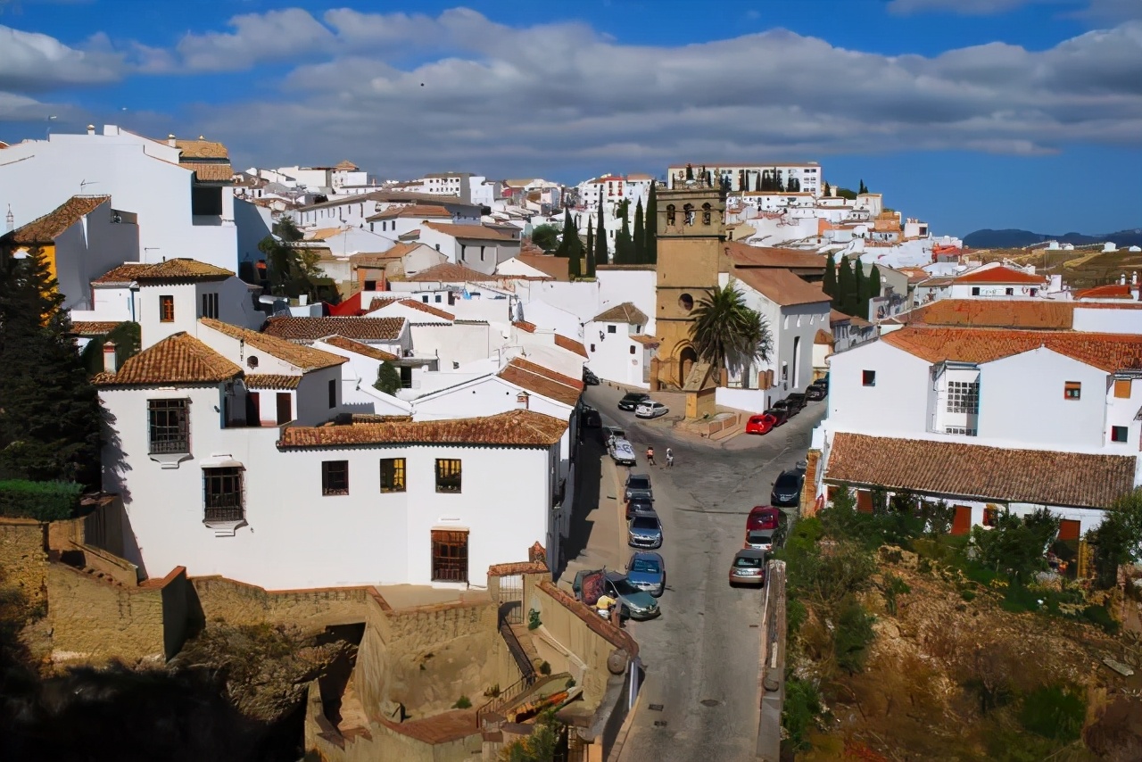 西班牙最美的15座小镇,西班牙最美乡村小镇