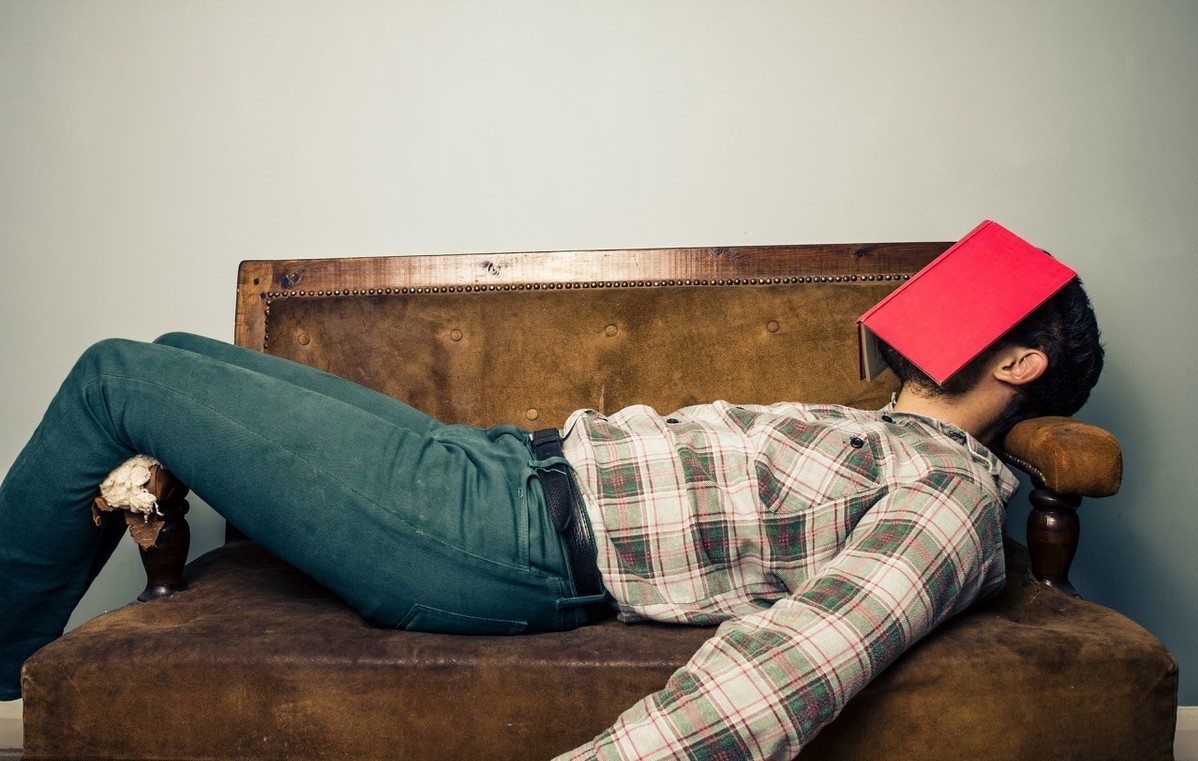 40多岁的人，血压中的高压正常，但低压超过了90，要不要吃药？