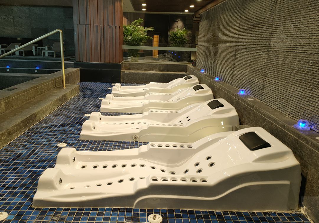 雪天户外泡温泉有哪些地方,春雪时节泡温泉