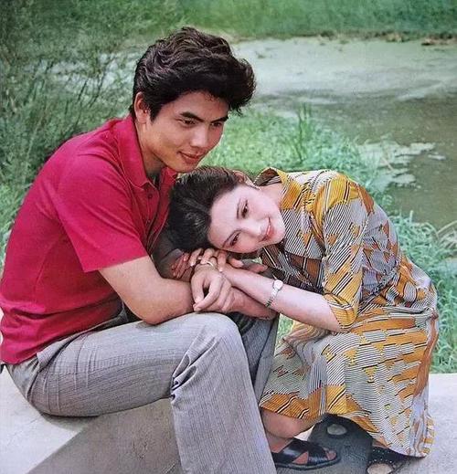 姜黎黎和谁在一起了,姜黎黎感情