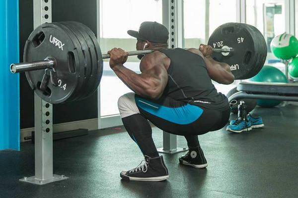 去健身房锻炼有意义吗,在家训练还是去健身房健身比较好