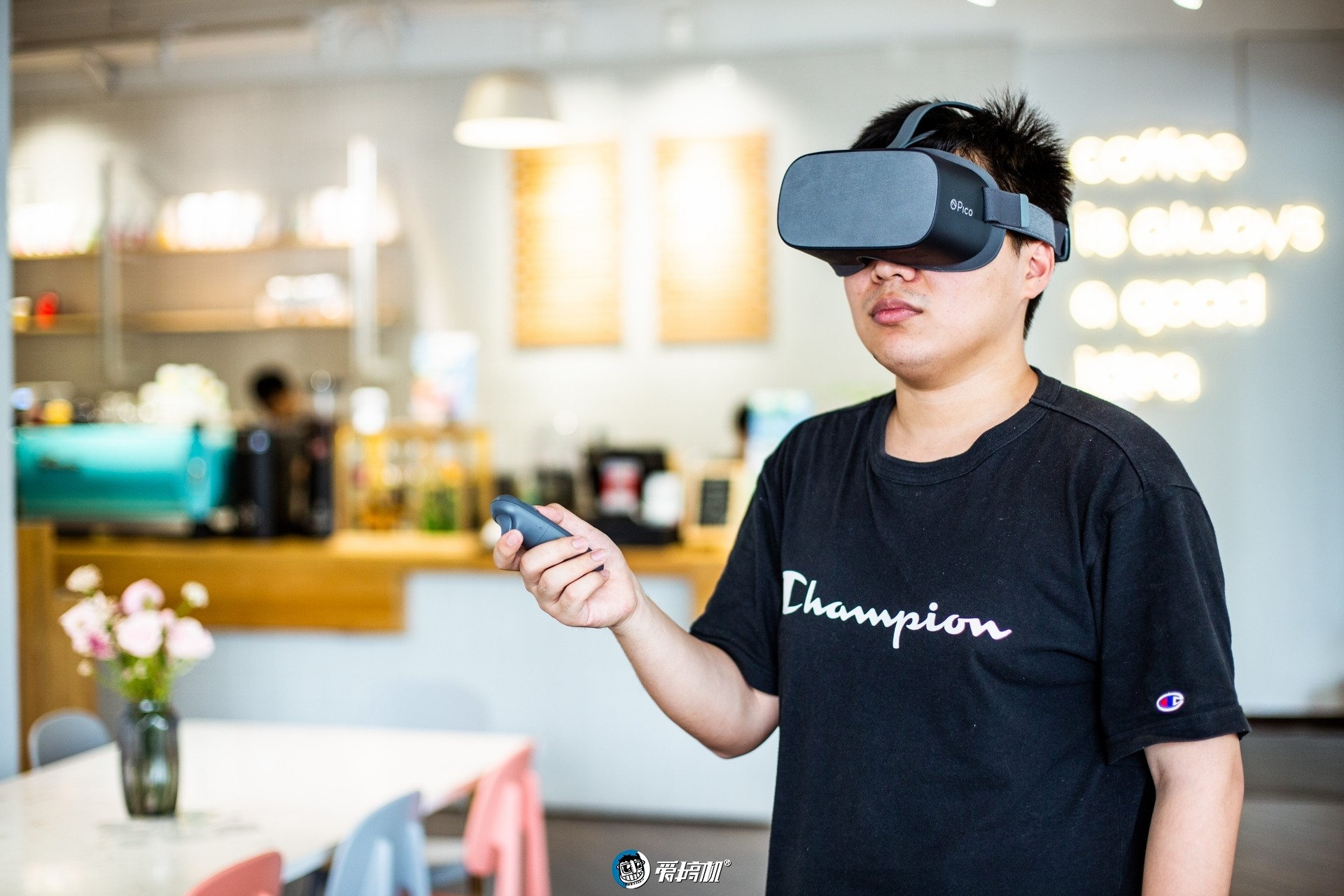 主流4KVR一体机对决！PicoG24KVS爱奇艺奇遇2