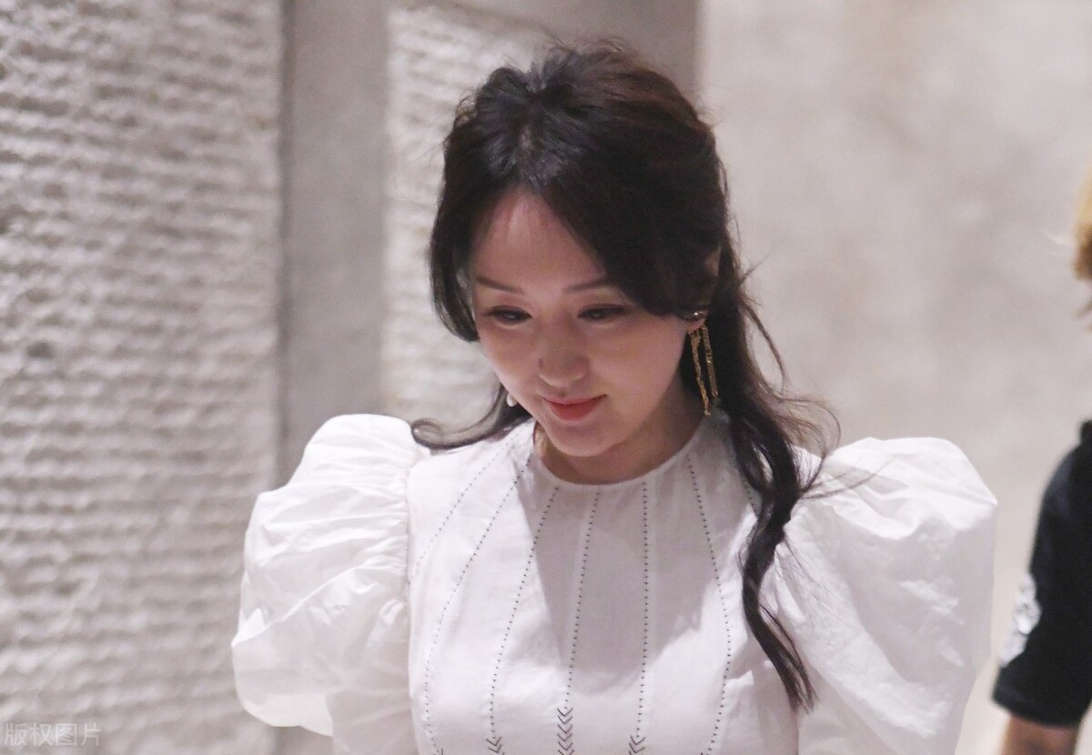 关于杨钰莹的历史经过,杨钰莹历史记录