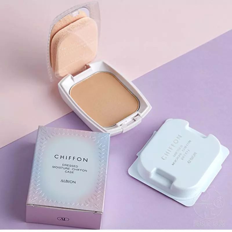 蜜粉和散粉不一样吗,蜜粉散粉粉饼的区别和使用