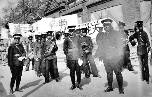 解放后燕子李三谁抓的,第一代燕子李三被抓