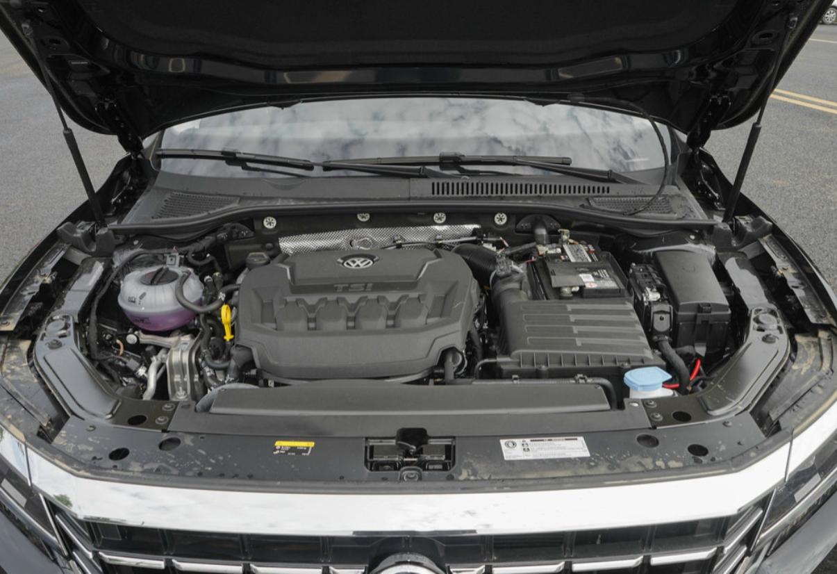 凯美瑞雅阁迈腾帕萨特对比测试,雅阁凯美瑞迈腾三车对比哪个更好