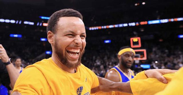 格局小了吧？难道你只看到库里花18万美元买了个NFT头像？