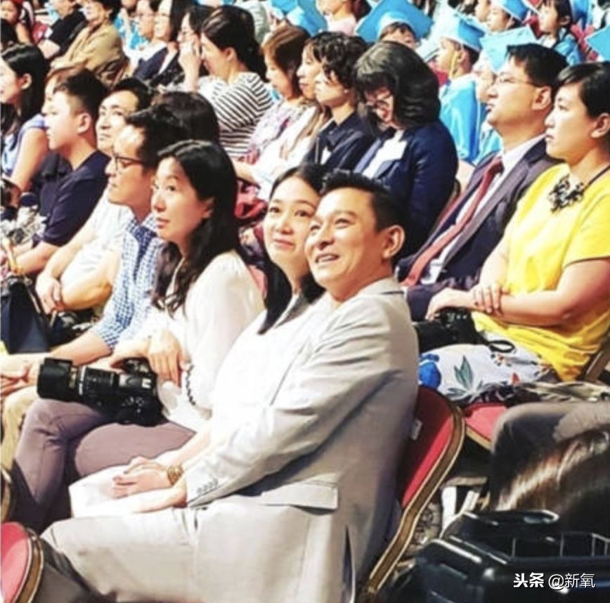 刘德华演唱会失声痛哭完整版后续,刘德华2018演唱会哭片段