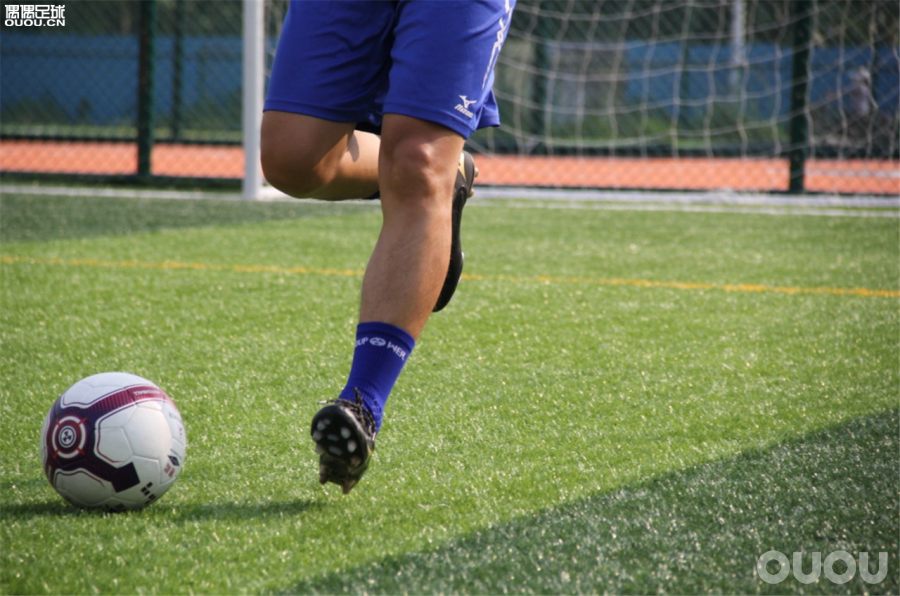 都是日产旗舰你Pick谁?MoreliaNeoII对比Rebula2V1测评