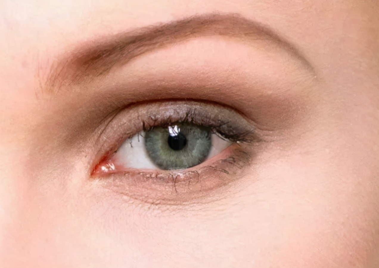 眼周皮肤怎么保养延缓衰老,眼周肌肤不老的秘诀