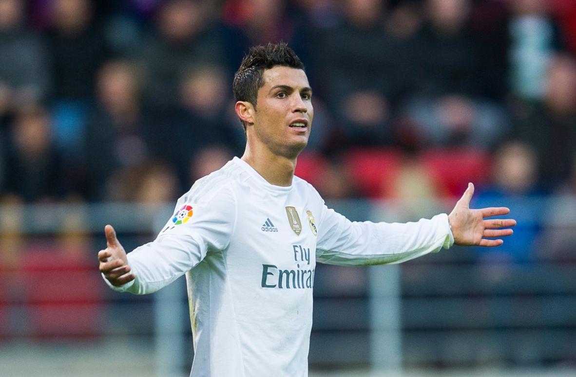 c罗一次次证明了自己比梅西更强,C罗的天赋低吗