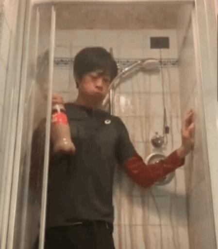 傅园慧什么时候退出比赛,傅园慧比赛失利