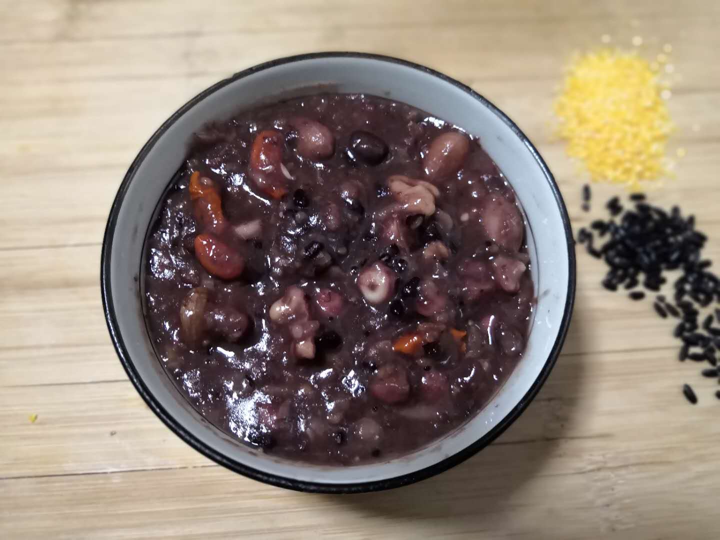 腊八节喝的腊八粥有哪些东西,腊八节一定要有的腊八粥