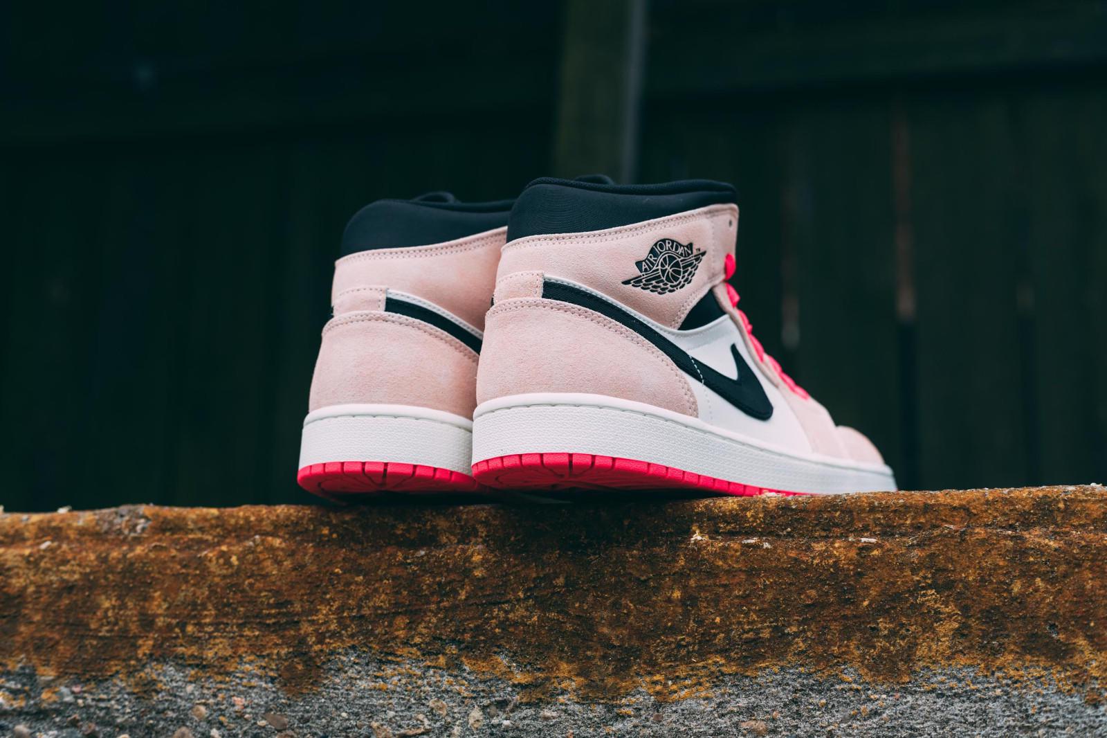 配色中草丨适合女生上脚的粉色球鞋盘点