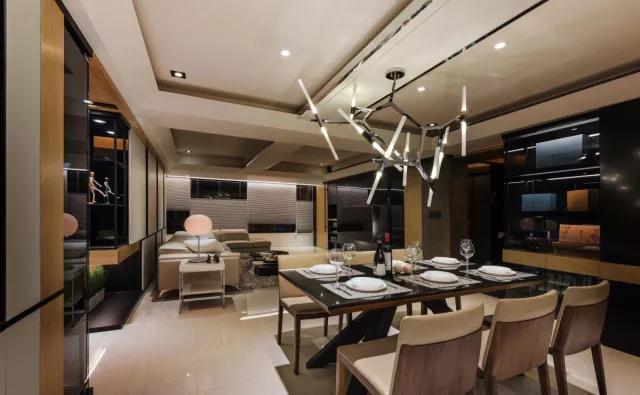 一楼潮湿地面铺什么砖防潮,一楼地面潮湿防潮做法